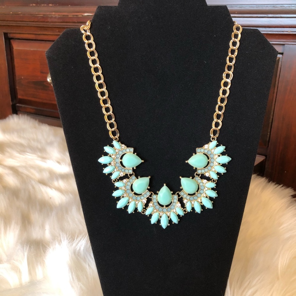 Beautiful Statement Necklace - image 1